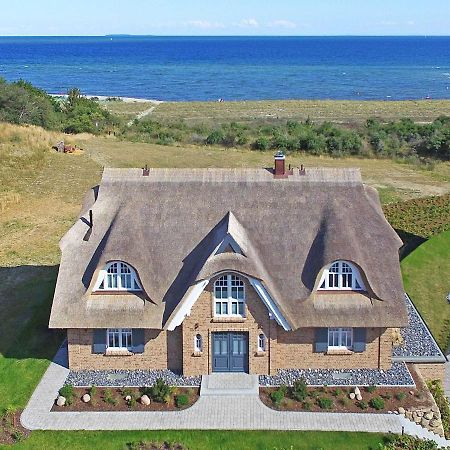 Strandhaus 7 "Ostsee" In Lobbe Mit Meerblick, Sauna, Kamin Exterior photo
